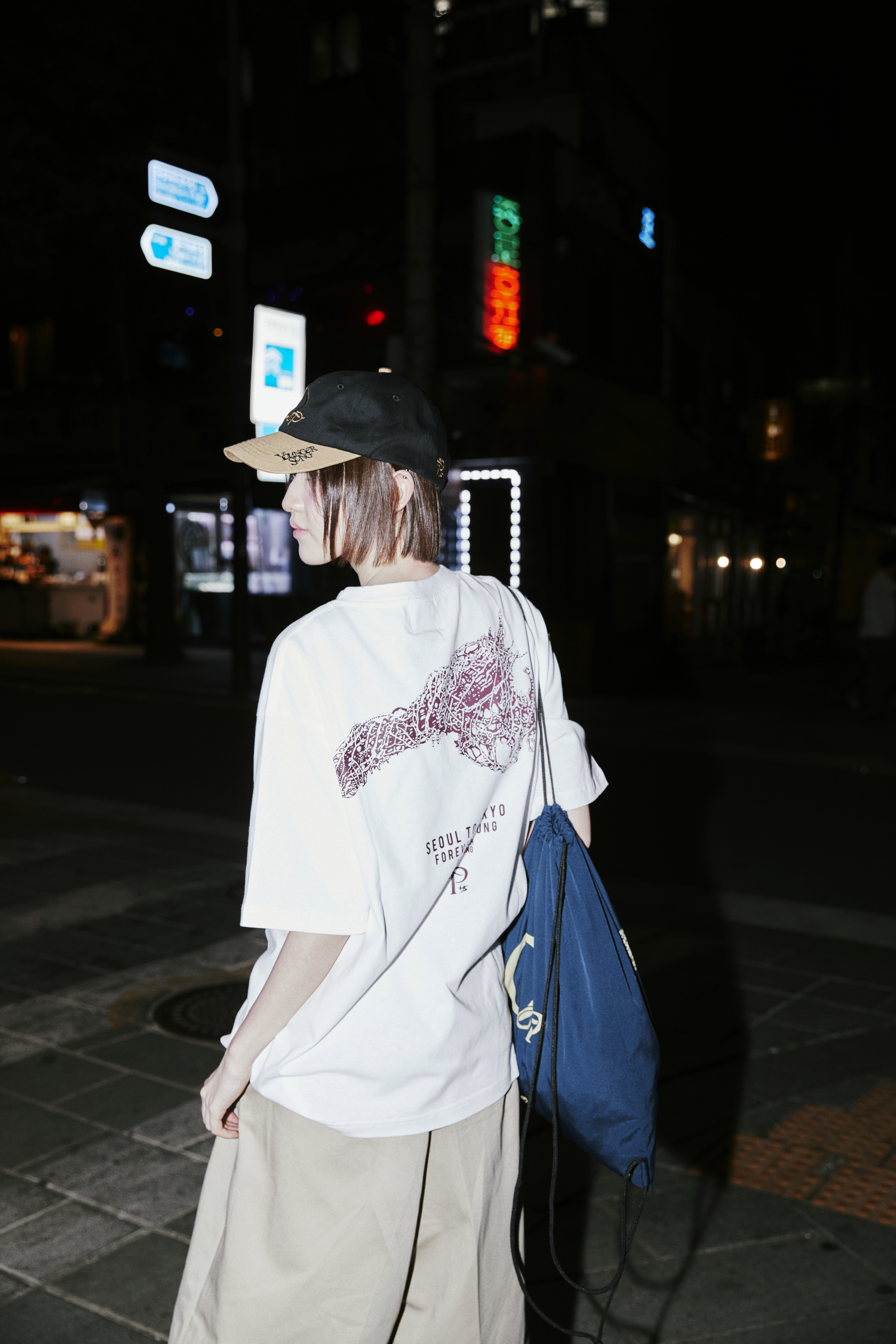 over the pitch X younger song LOOKBOOK