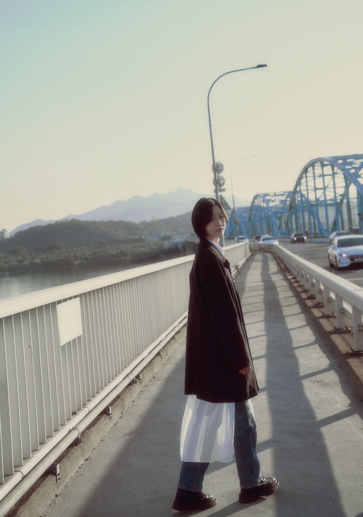 Autumn Outdoor Photoshoot at Dongjak Bridge